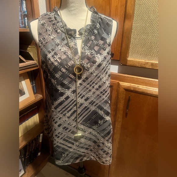 Cabi Trellis Blouse Size M - Picture 6 of 8